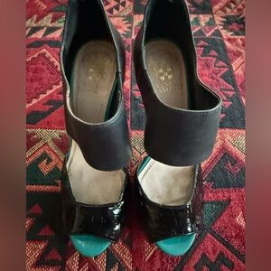 Vince Camuto Black and Teal Heels